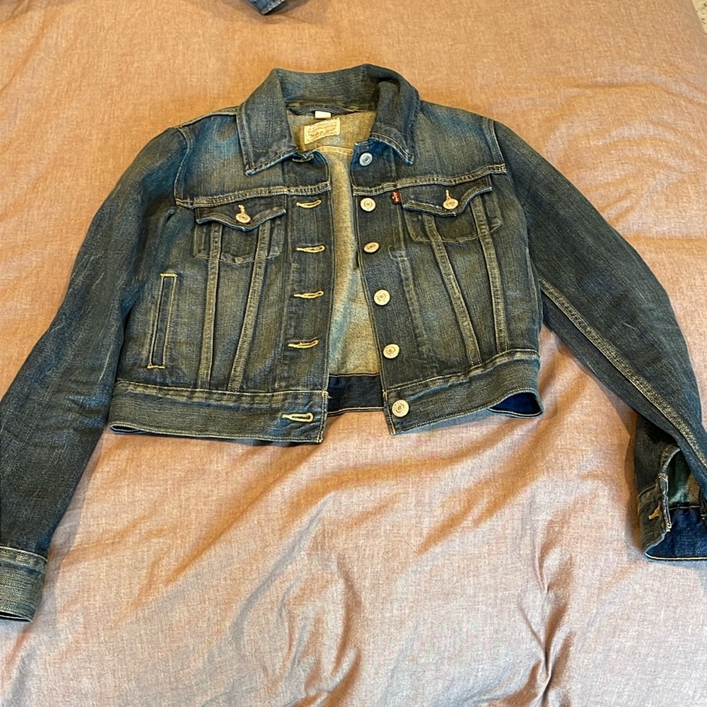Levi's cropped jean jacket
